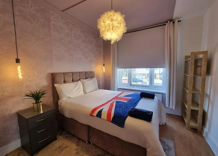 A4-1St Floor 3 Bed Flat Near Elephant And Castle